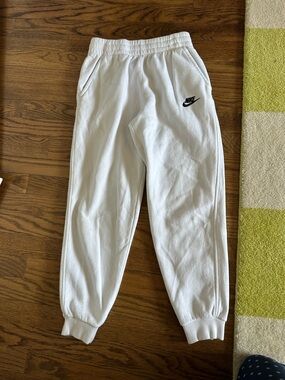Nike Kids White Jogger Sweatpants with Black Logo